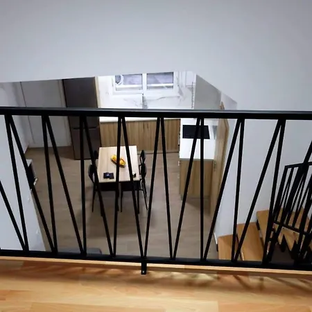 Loft In Kos アパート